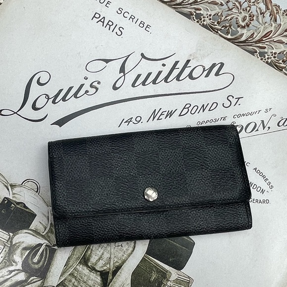 Authentic Large Louis Vuitton Damier Graphite Porte Cles Voiture Key Case❤️ - Picture 4 of 16